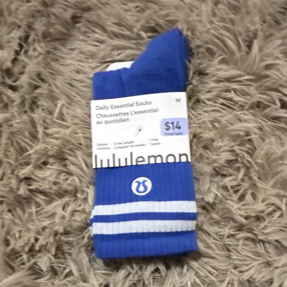 lululemon Daily Essential Socks M Blue/White Striped Logo 1 Pair